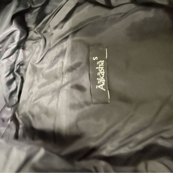 Aakasha Asymmetric Quilted Black Hooded Poncho Waterproof Windproof Shawl A07521 - Picture 5 of 8